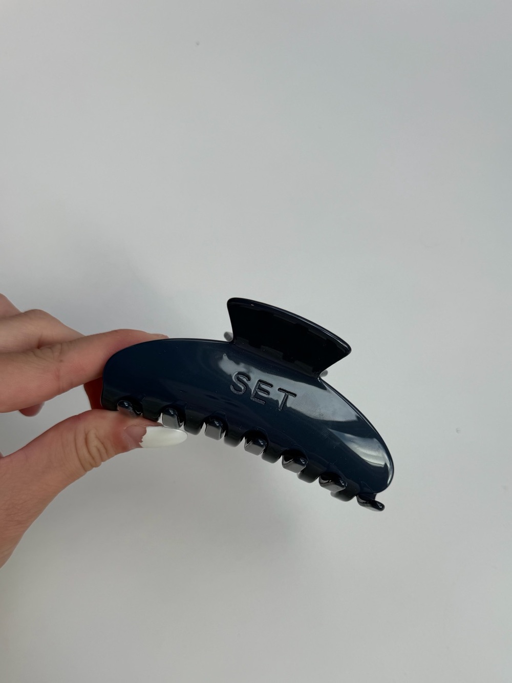 Set Active Navy Blue Claw Clip